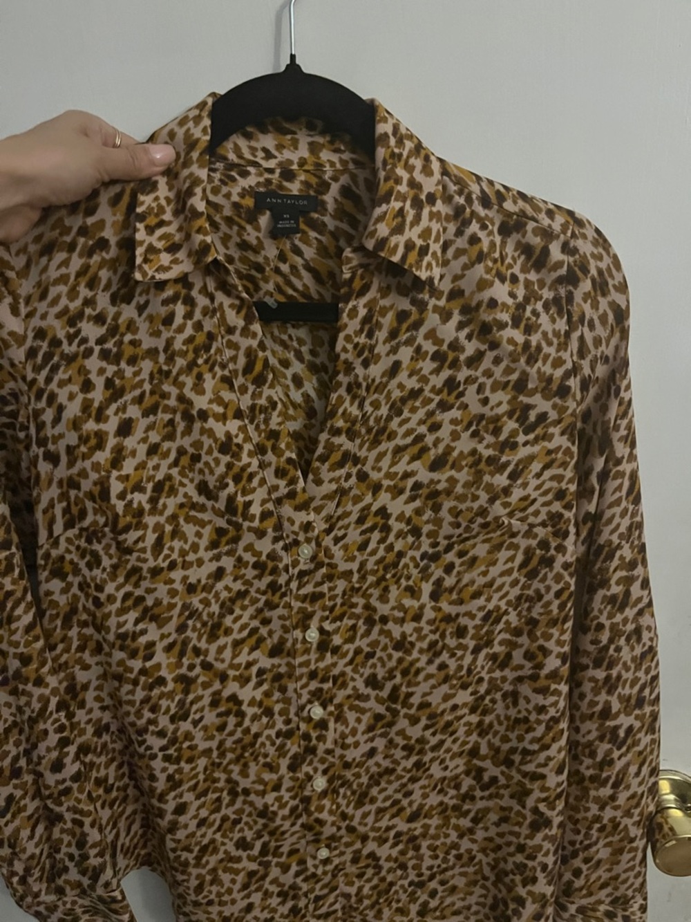 Ann Taylor Essential blouse  Animal Print Button-Down Blouse - Brown
